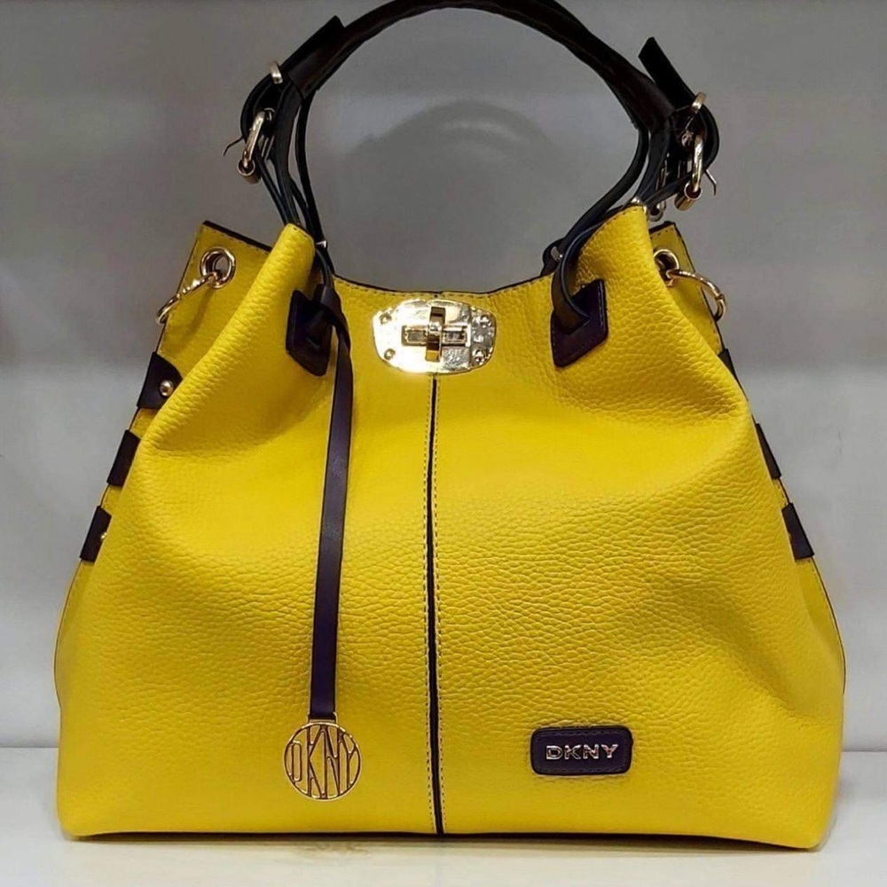 Accent Chain Decorated Single Strap Hobo Green